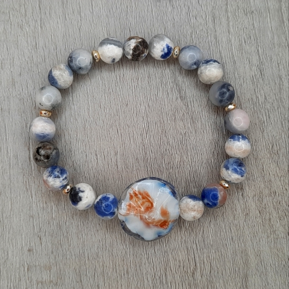 Sodalite Stone bracelet with Large statement lamp work glass bead - Picture 3 of 3